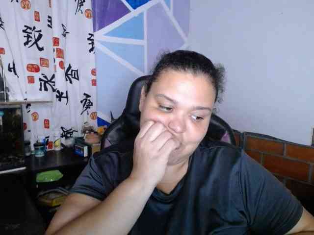beautifulchubbyqueen webcam