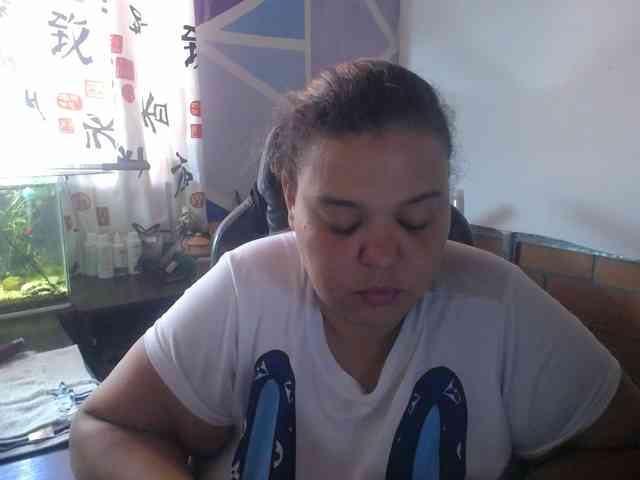 beautifulchubbyqueen webcam