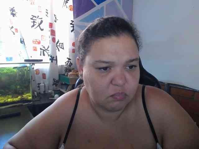 beautifulchubbyqueen webcam