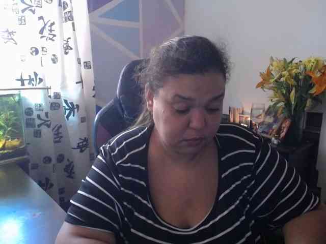 beautifulchubbyqueen webcam