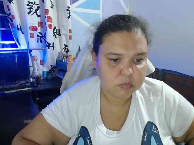 beautifulchubbyqueen webcam