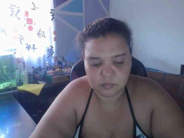 beautifulchubbyqueen webcam