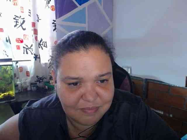 beautifulchubbyqueen webcam