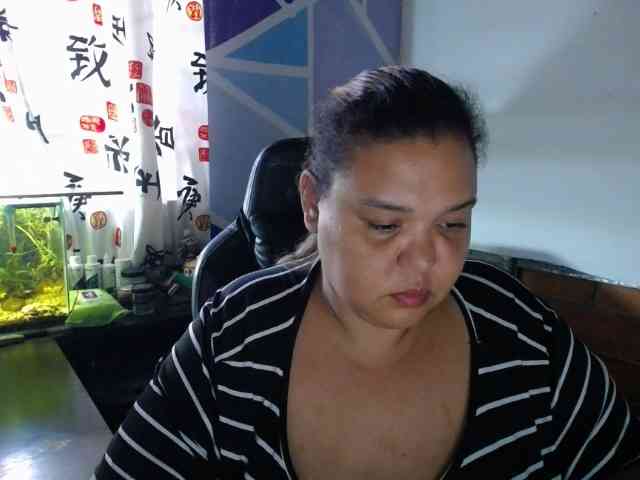 beautifulchubbyqueen webcam