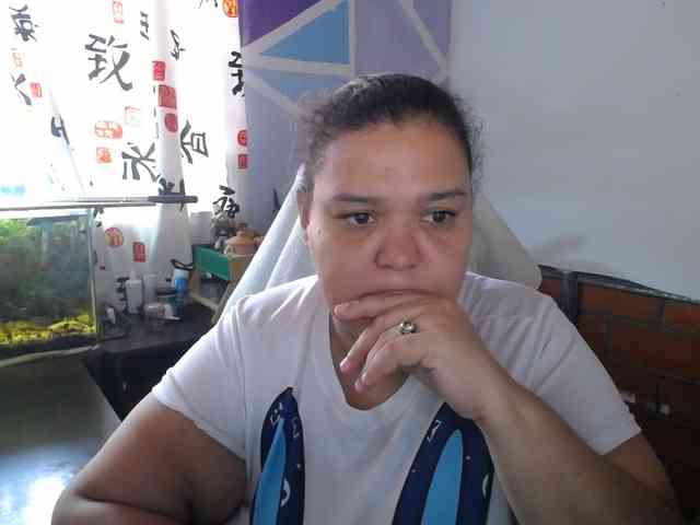 beautifulchubbyqueen webcam