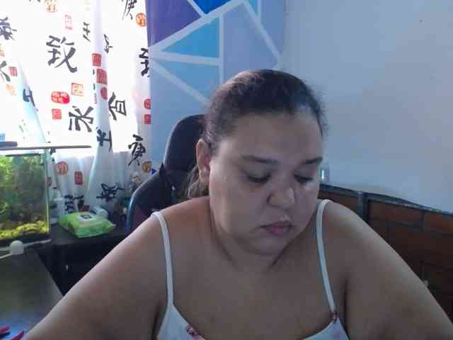 beautifulchubbyqueen webcam
