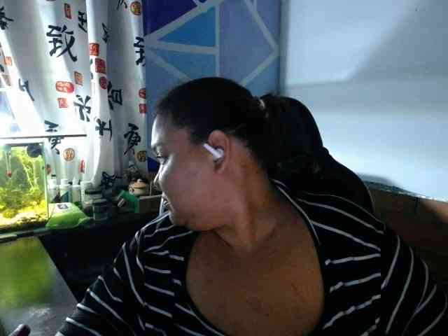 beautifulchubbyqueen webcam