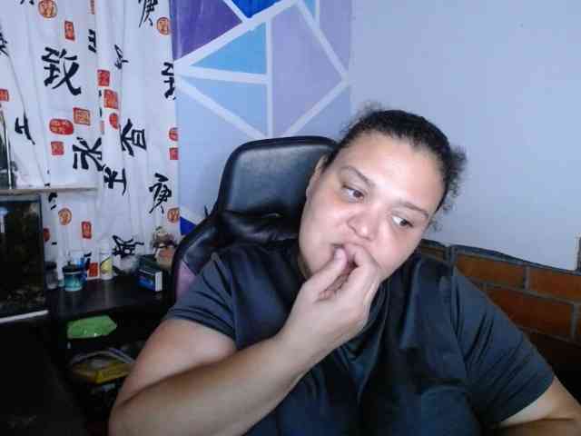 beautifulchubbyqueen webcam
