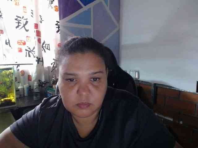 beautifulchubbyqueen webcam