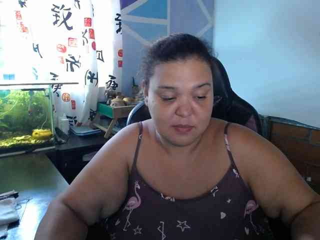 beautifulchubbyq... Live Webcam on BongaCams