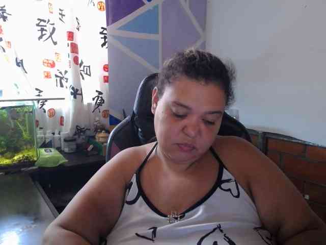 beautifulchubbyqueen webcam