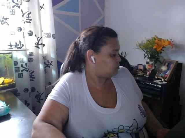 beautifulchubbyqueen webcam