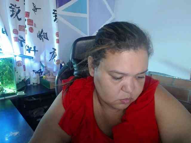 beautifulchubbyqueen webcam