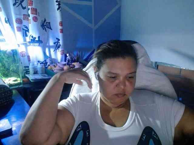 beautifulchubbyqueen webcam