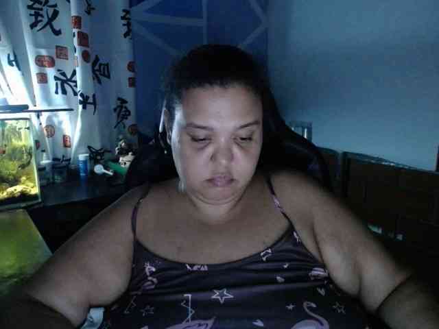 beautifulchubbyqueen webcam