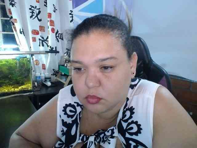 beautifulchubbyqueen webcam