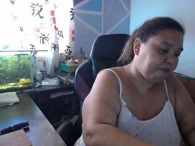 beautifulchubbyqueen webcam