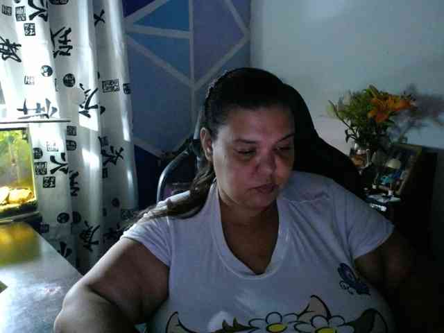 beautifulchubbyqueen webcam
