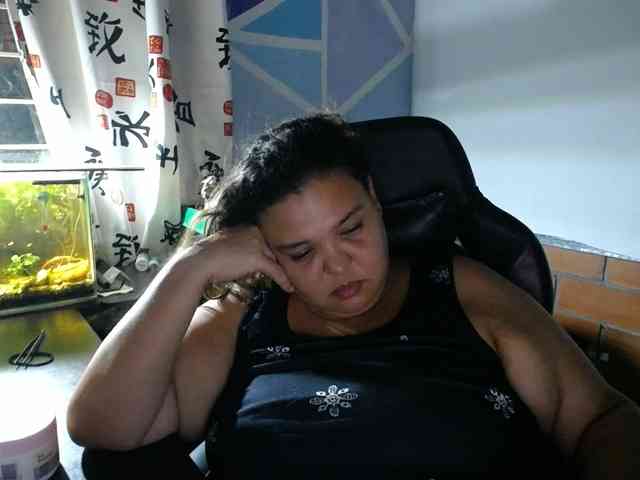 beautifulchubbyqueen webcam