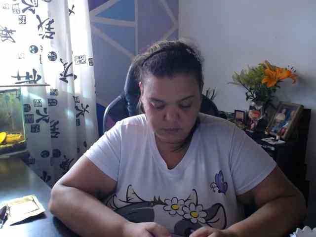 beautifulchubbyqueen webcam