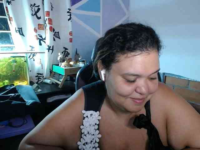 beautifulchubbyqueen webcam
