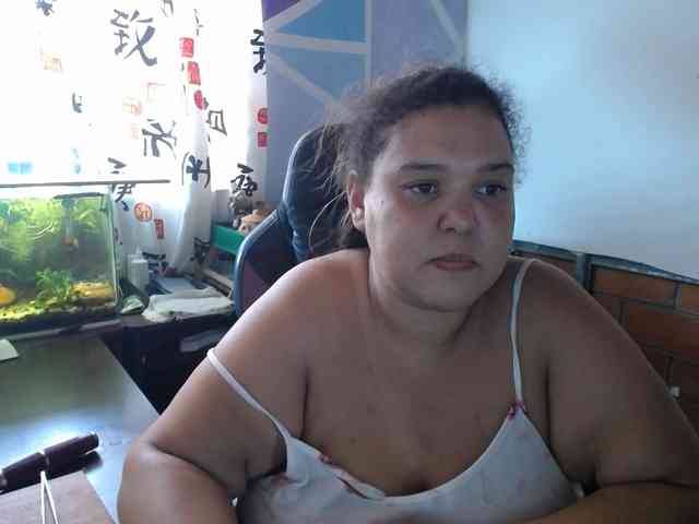 beautifulchubbyqueen webcam