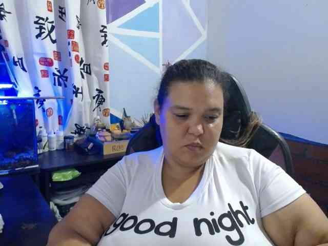 beautifulchubbyqueen's live room
