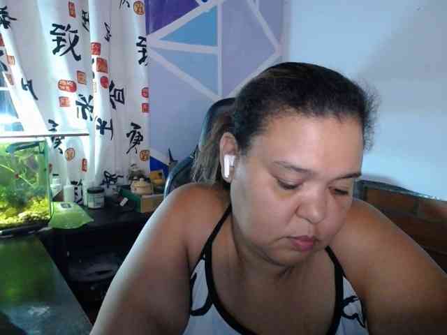 beautifulchubbyqueen webcam