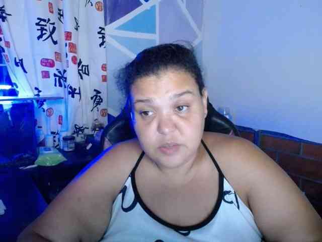 beautifulchubbyqueen webcam