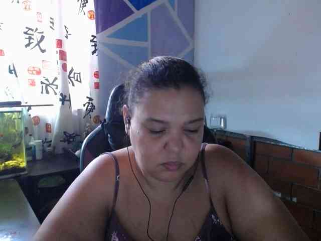 beautifulchubbyqueen webcam