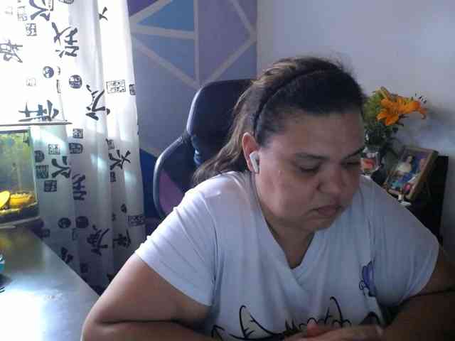 beautifulchubbyqueen webcam