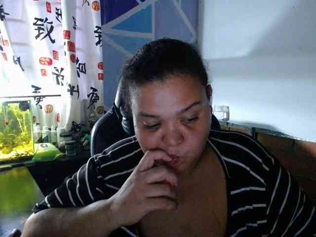 beautifulchubbyqueen webcam