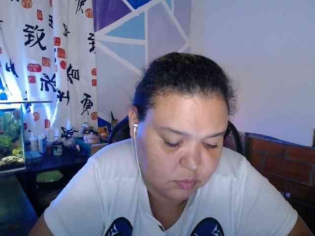 beautifulchubbyqueen webcam