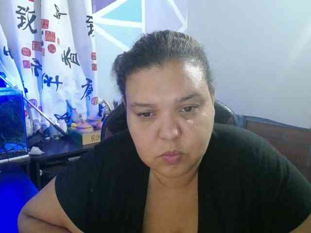beautifulchubbyqueen webcam