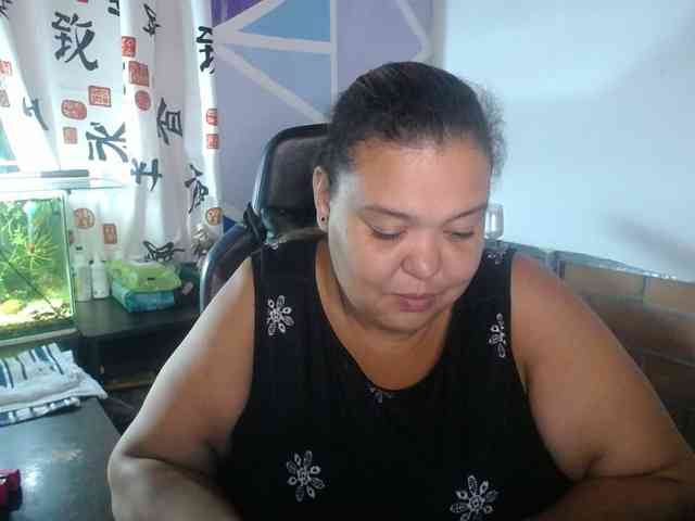 beautifulchubbyqueen webcam