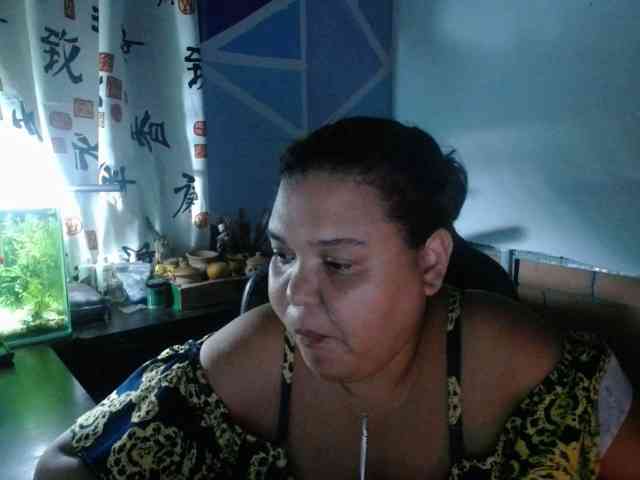 beautifulchubbyqueen webcam