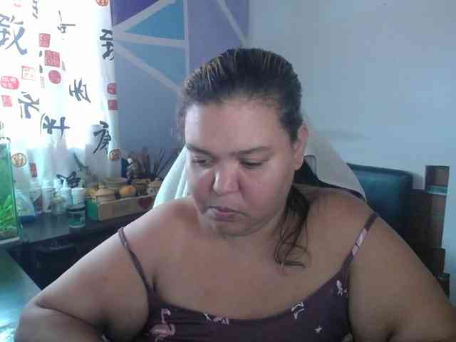 beautifulchubbyqueen webcam