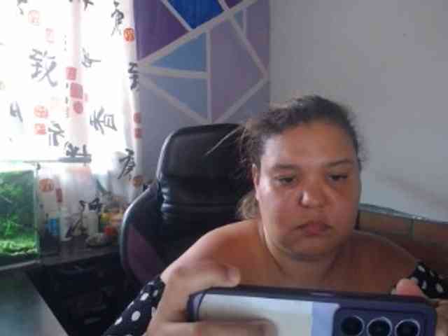 beautifulchubbyqueen webcam