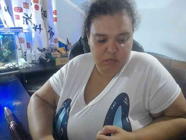 beautifulchubbyqueen webcam
