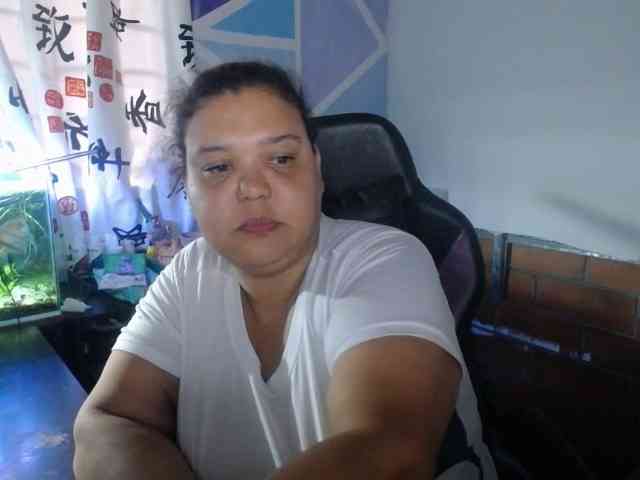 beautifulchubbyqueen webcam