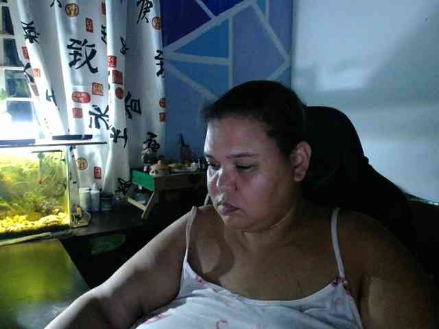 beautifulchubbyqueen webcam
