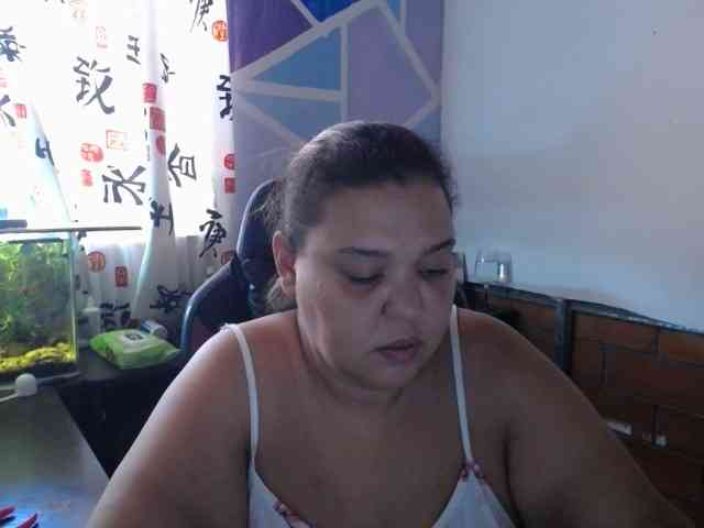 beautifulchubbyqueen webcam