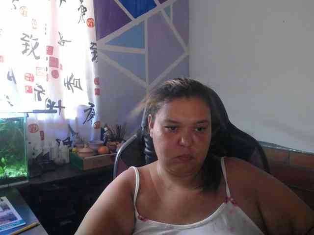 beautifulchubbyqueen webcam