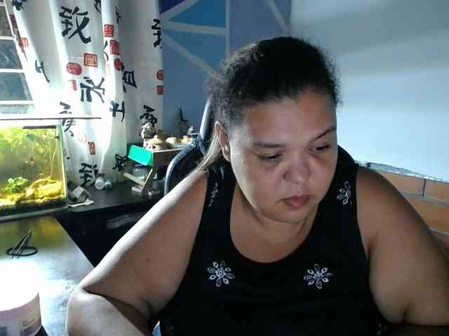 beautifulchubbyqueen webcam
