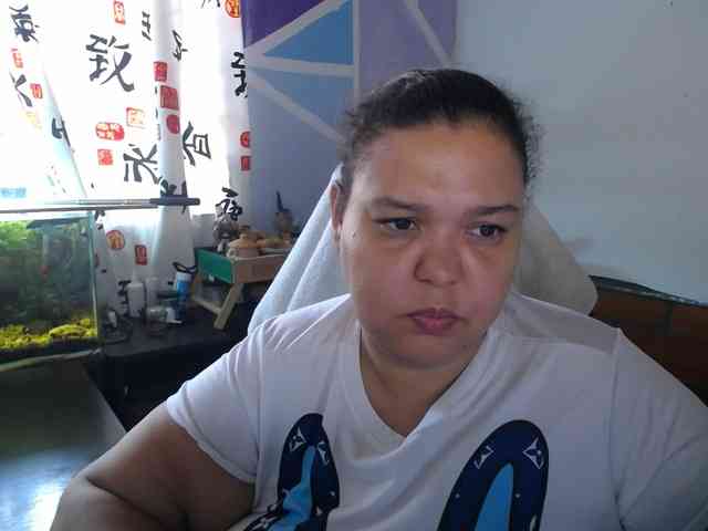 beautifulchubbyqueen webcam