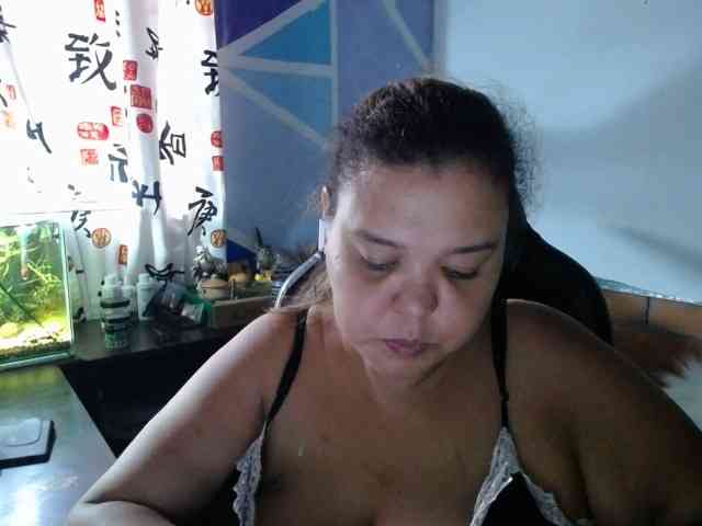 beautifulchubbyqueen webcam