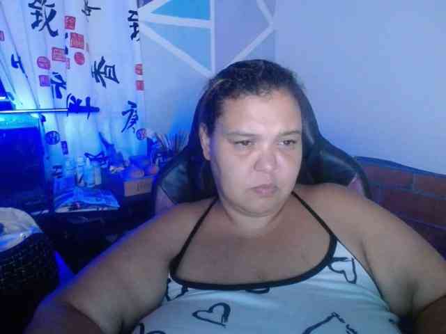 beautifulchubbyqueen webcam