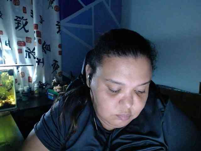 beautifulchubbyqueen webcam