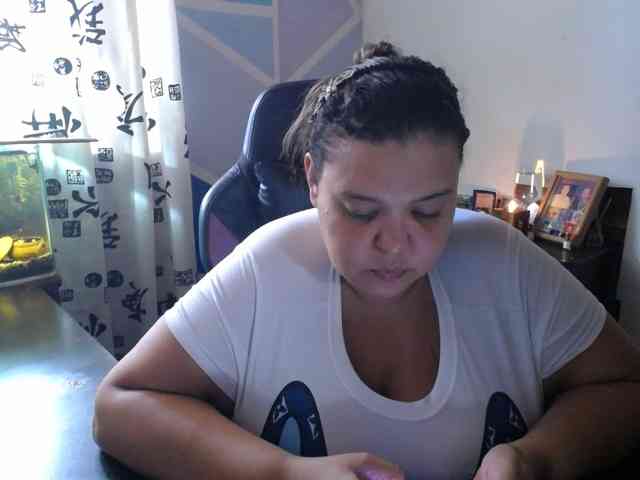 beautifulchubbyqueen webcam