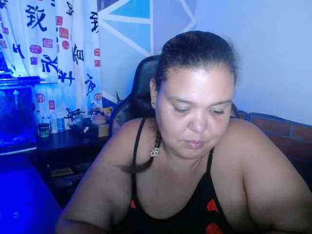 Modèle: beautifulchubbyqueen